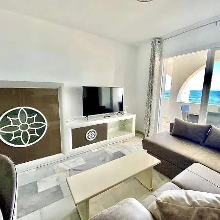 Aguamarina Frontline Beach, Direct Sea Views Pool - Eaw Homes