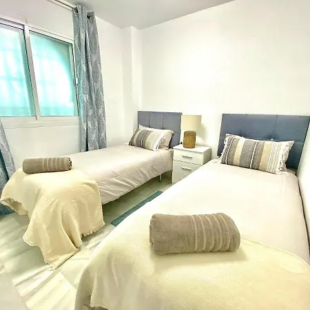 Lejlighed Aguamarina Frontline Beach, Direct Sea Views Pool - Eaw Homes