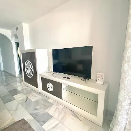Aguamarina Frontline Beach, Direct Sea Views Pool - Eaw Homes